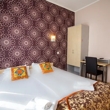 Citystop Majutuskeskus Hotell 2*