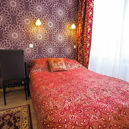 Citystop Majutuskeskus Отель 2*